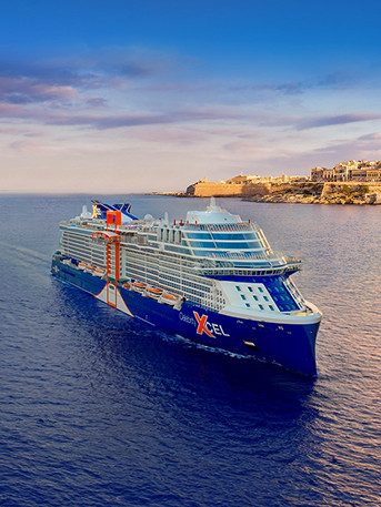 Celebrity Xcel navegando por Europa.