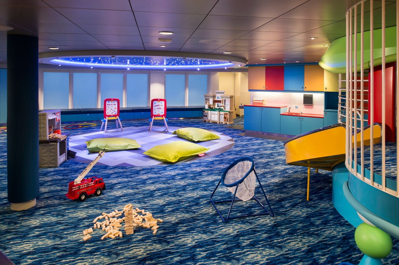 HM, Harmony of the Seas, Adventure Ocean, Aquanauts rooom, Deck 14 Forward Starboard, no people, pillows, cushions, toys, sky map, astronomy, fun, educational, stars,
