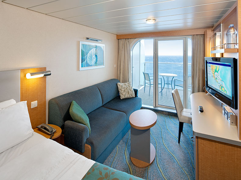 al-cat-d1-c-supoceanview-living