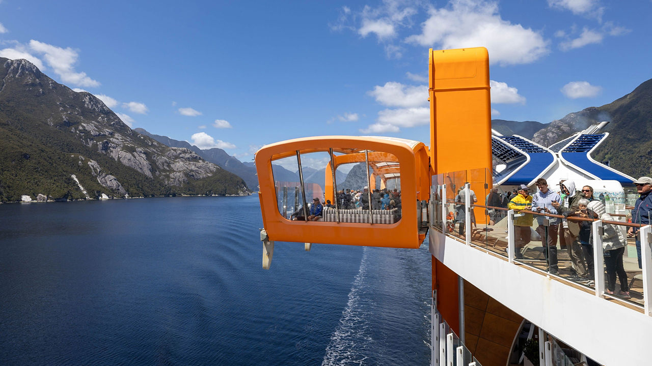 Best of New Zealand: Fjords & Natural Wonders
