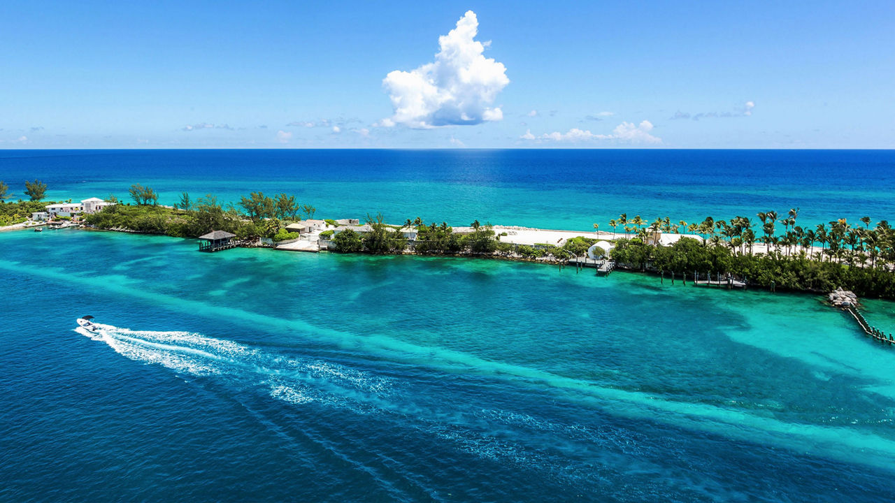 CELEBRITY SUMMIT - Bahamas Getaway