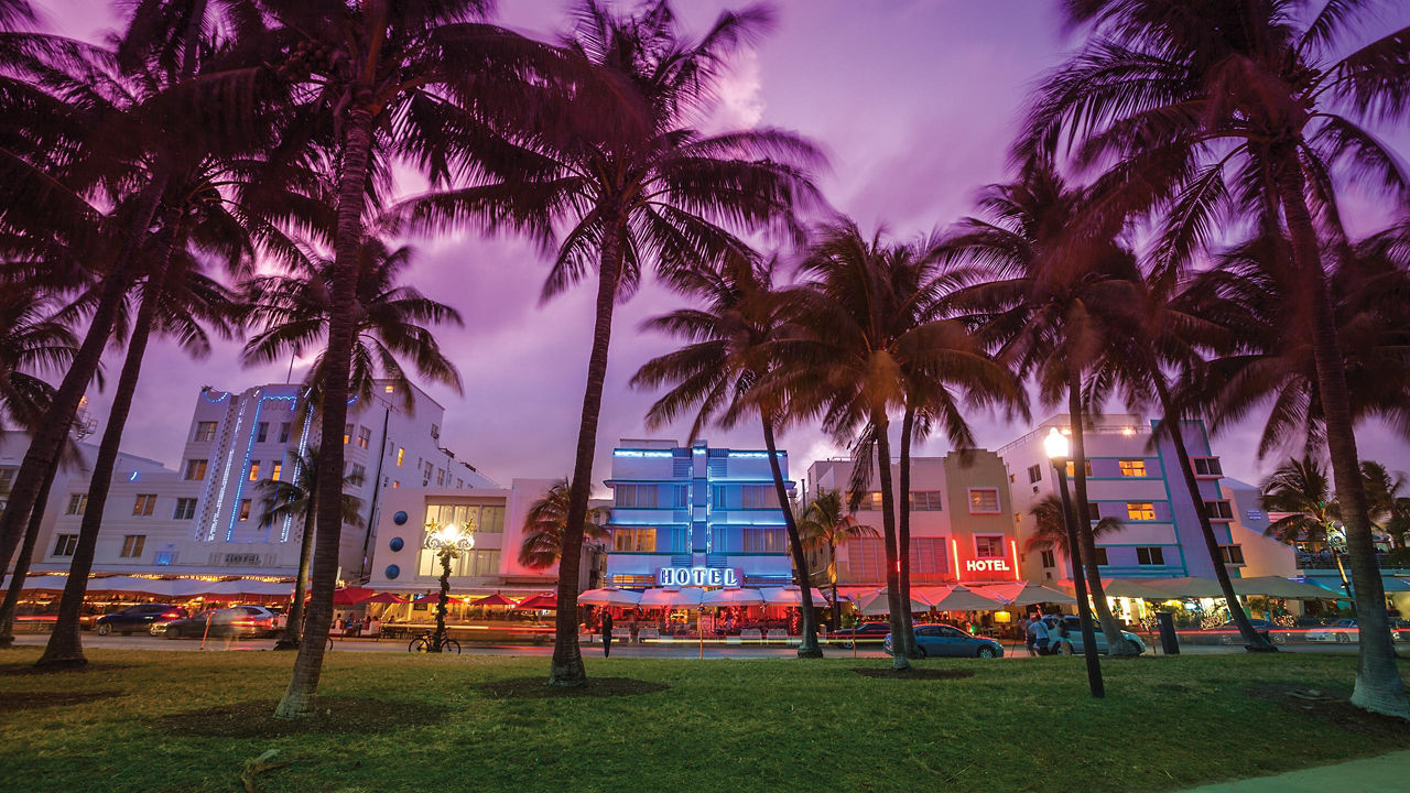 CELEBRITY BEYOND - St. Thomas & Puerto Plata