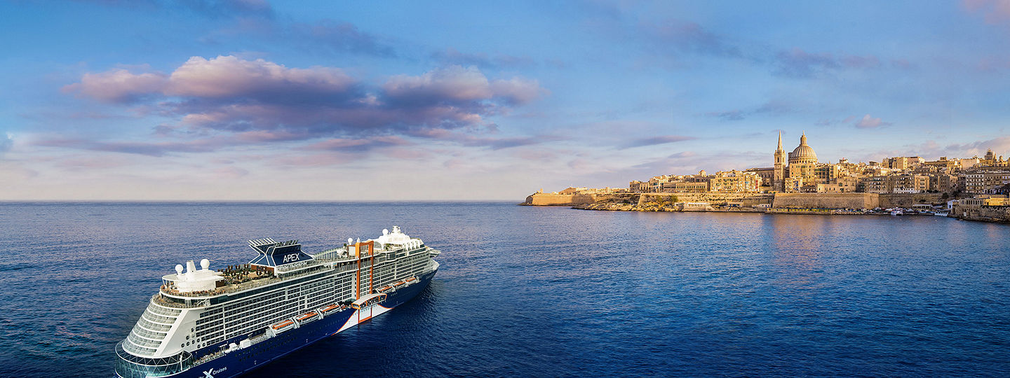 Best premium cruise ship sails the ocean