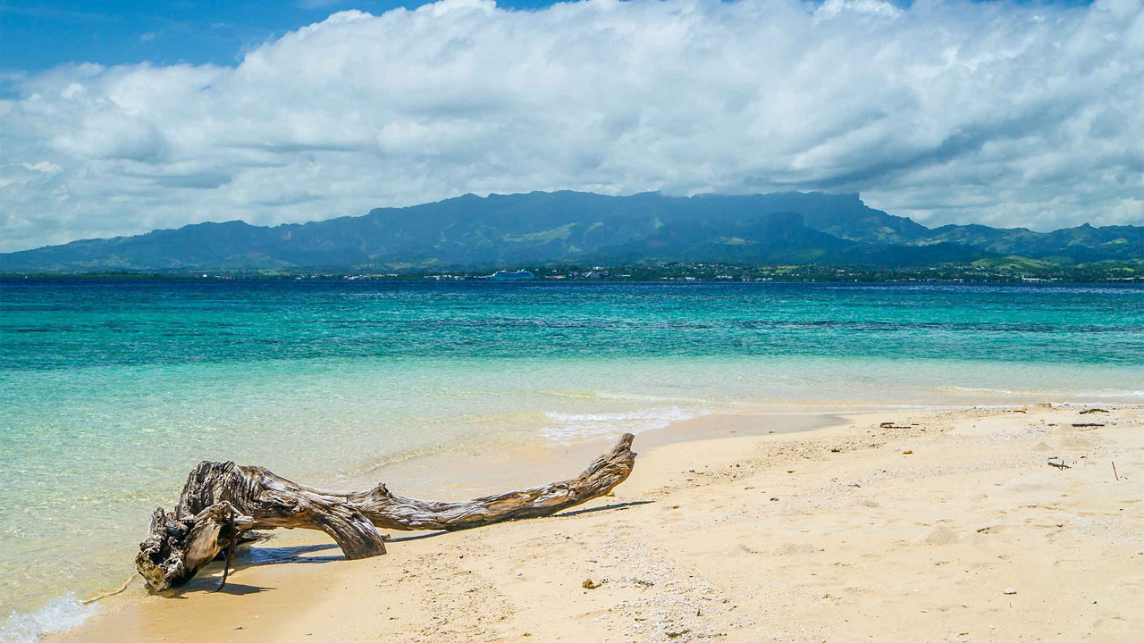 Treasures of Tahiti & Fiji