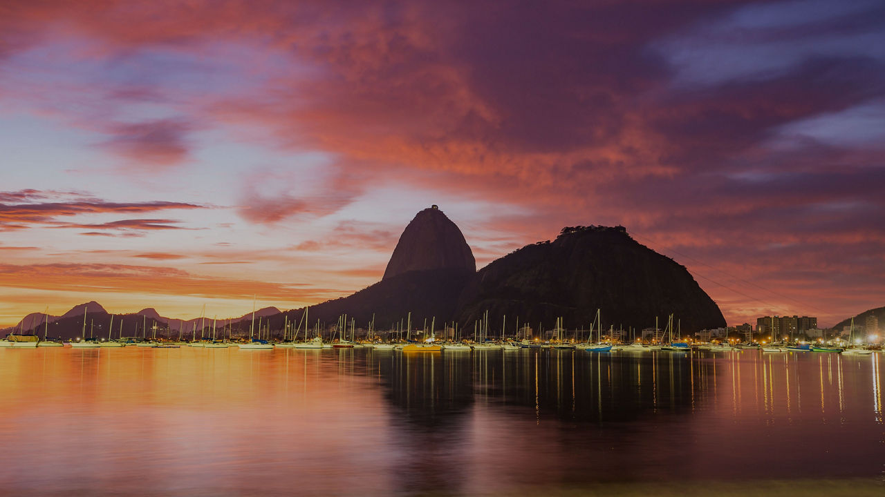 silhouette view of Rio De Janeiro 