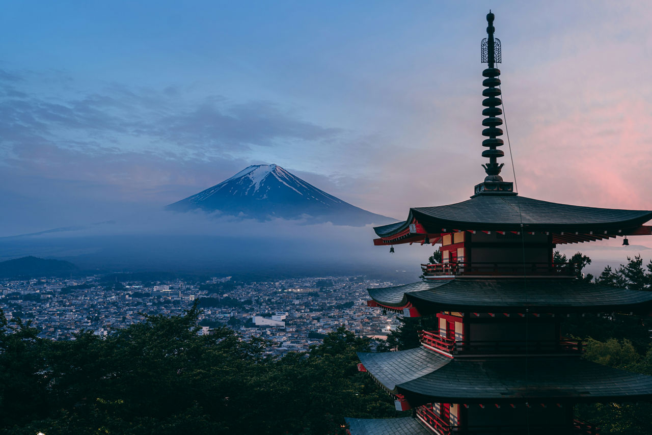 Japan & Korea: Tokyo, Kobe, Nagasaki