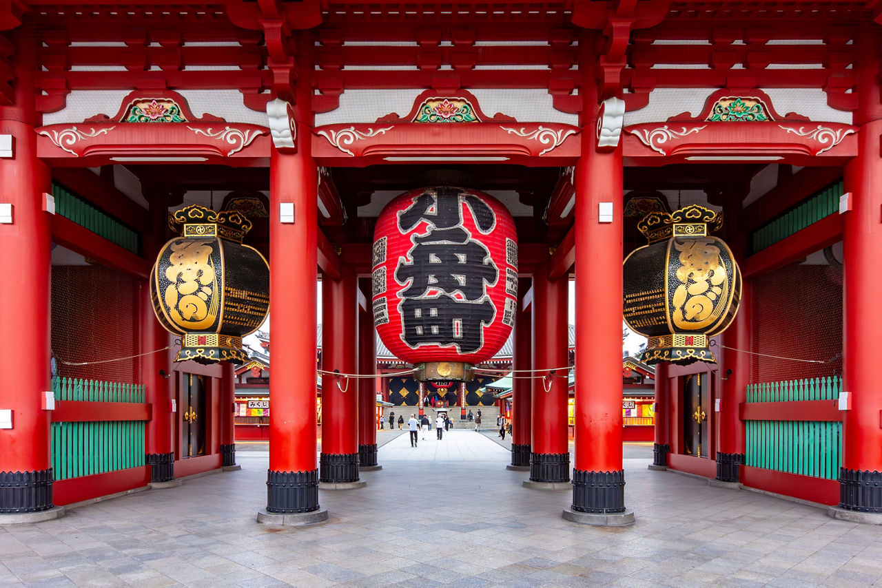 Hozomon gate of Senso-ji temple in Asakusa, Tokyo, Japan (translation on lantern "Kobune town")