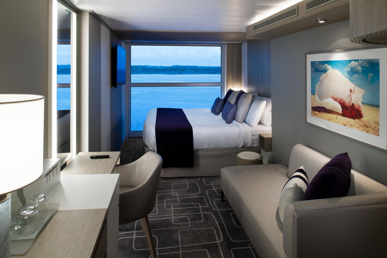 https://assets.dm.rccl.com/is/image/RoyalCaribbeanCruises/celebrity/new-images/staterooms/edge-staterooms-&-venues/edge18-panoramic-ocean-view.jpg