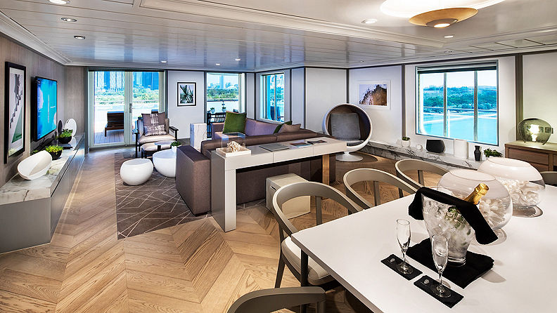 Penthouse Suite (PS)