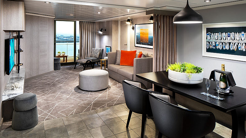 Royal Suite (RS)