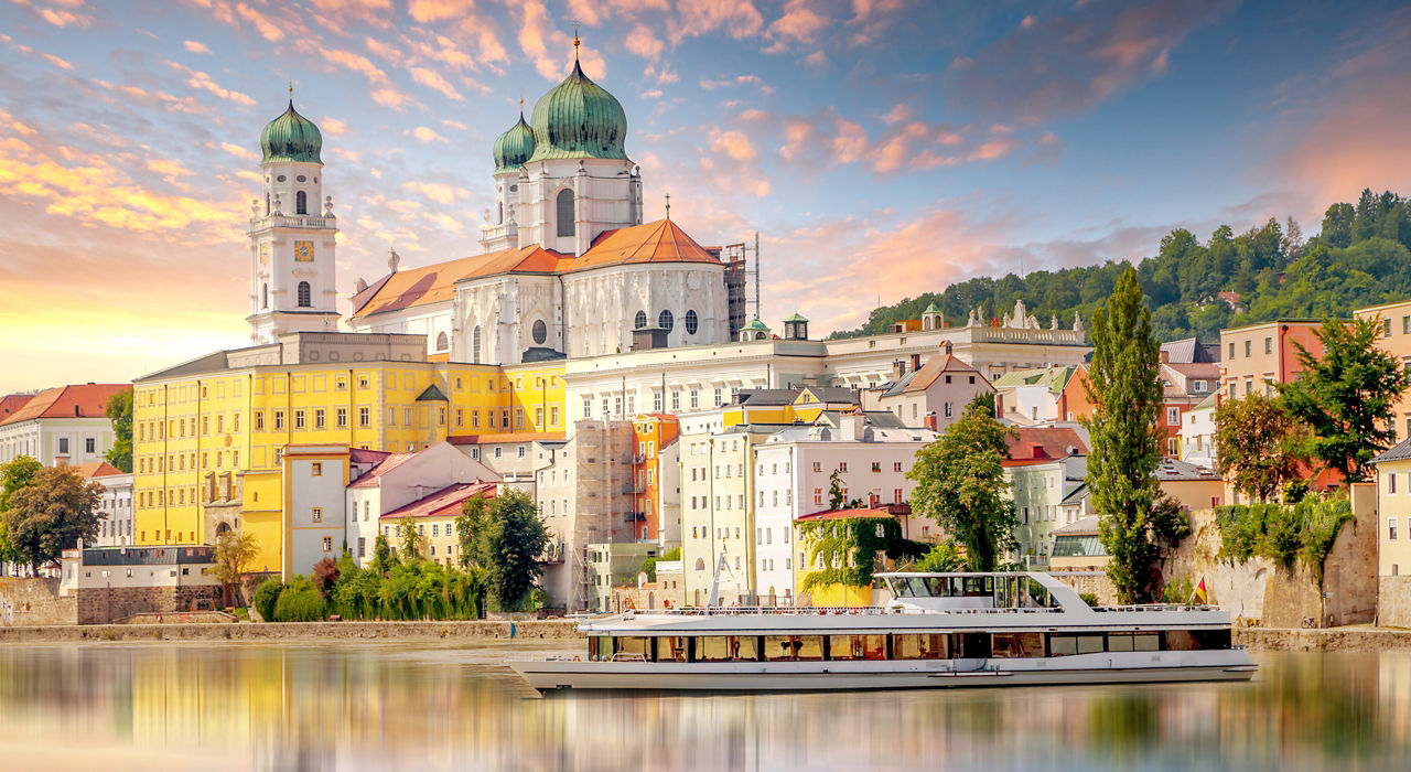 old city passau shutterstock 2560x1440