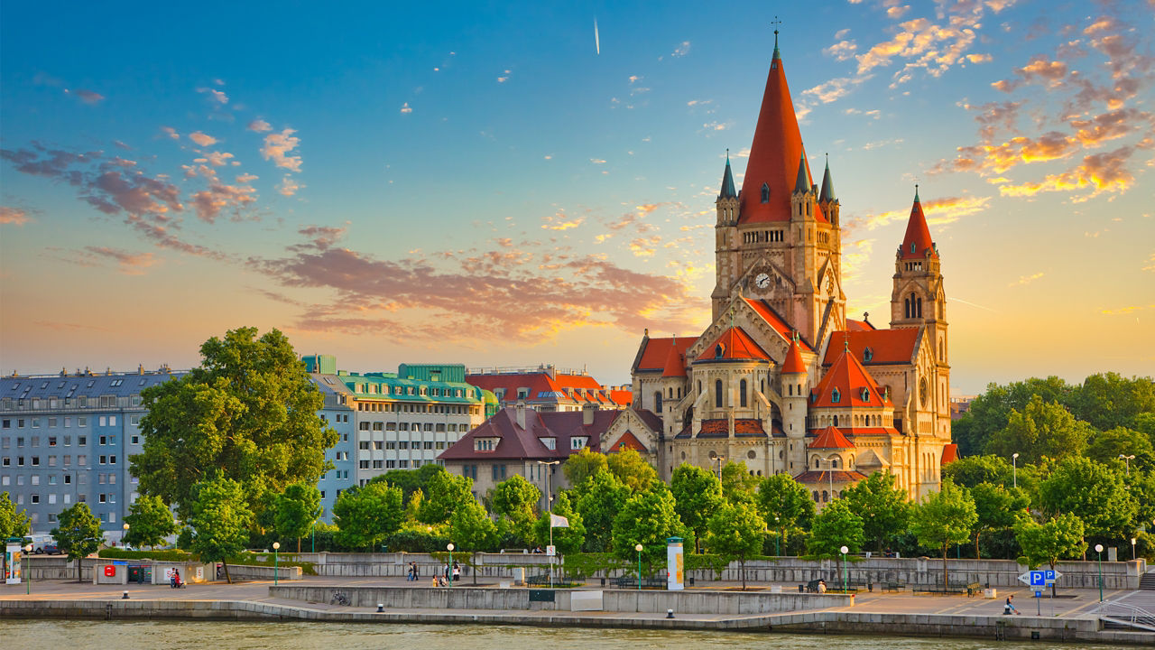 Danube River - Vienna & Budapest