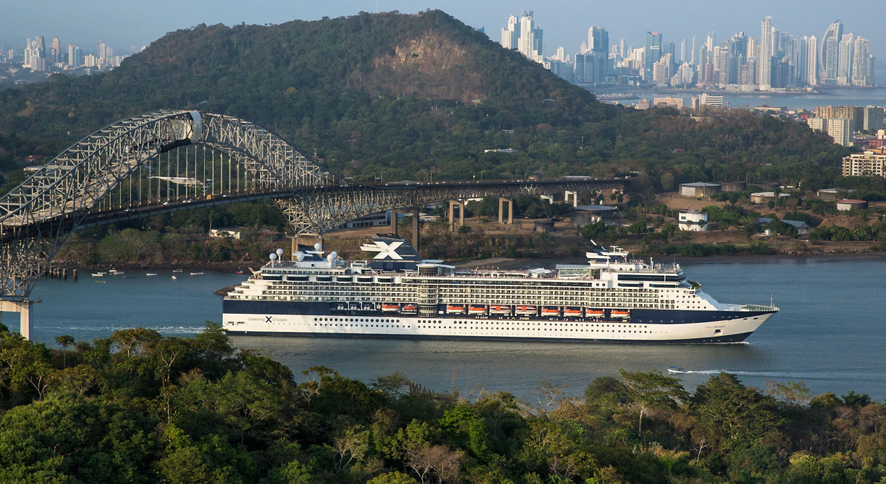 CEL IN ship panama canal aerial 13 2560x1440