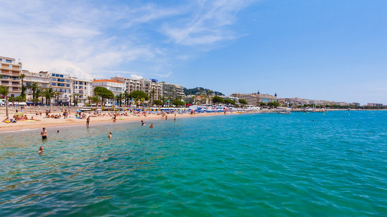 beach in cannes france 3840x2160