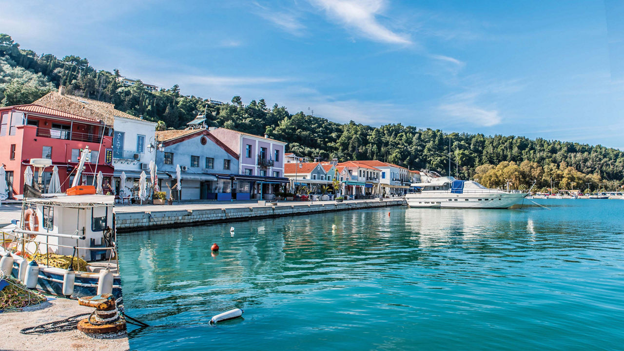 katakolon greece port 3840x2160