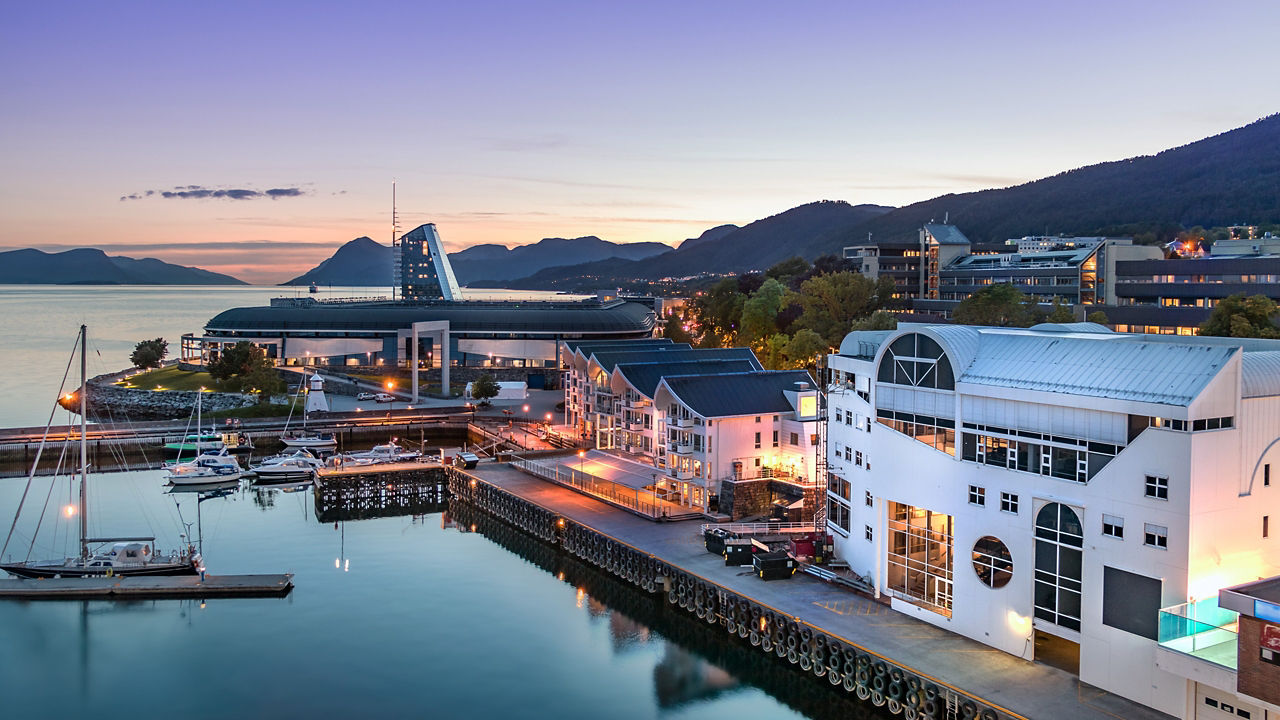Molde Norway 2560x1440