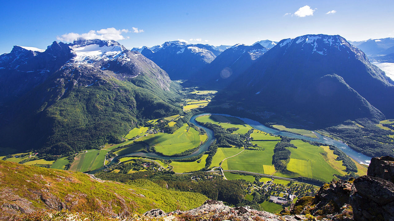Romsdalseggen 2560x1440