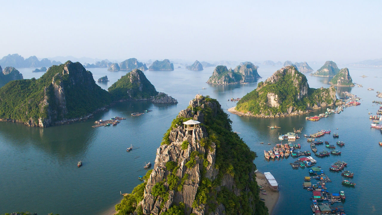 hanoi halong bay vietnam 2560x1440