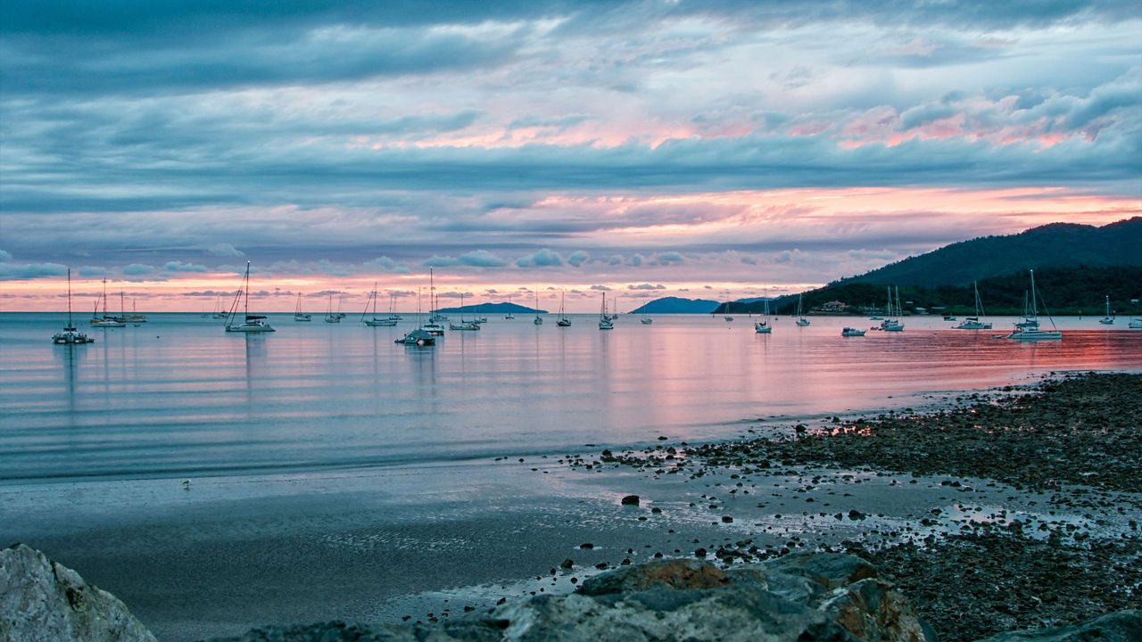 airlie beach australia 3 2560x1440