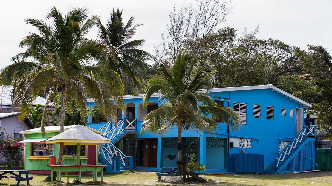 antigua beach house 3840x2160