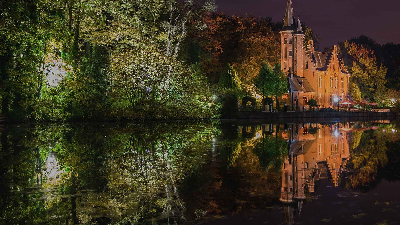 bruges zeebrugee belguim at night 2560x1440
