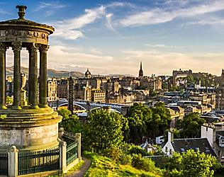 edinburgh scotland view 2560x1440