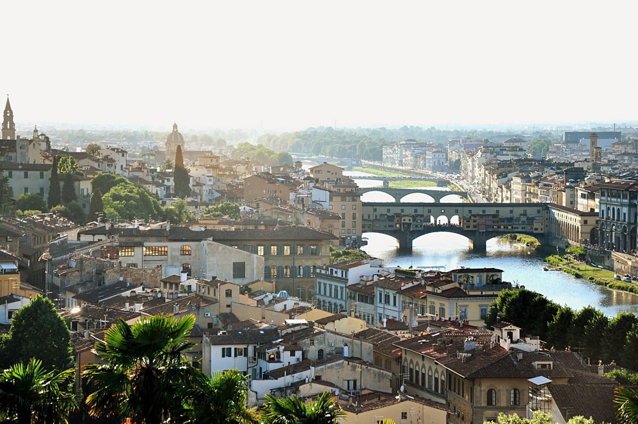 florence-cityscape-in-the-daytime