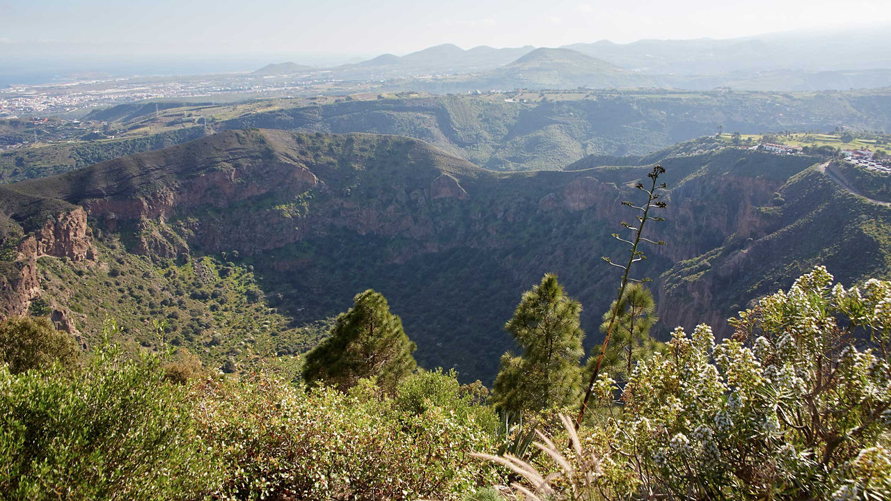 caldera de bandama gran canaria canary islands 2560x1440