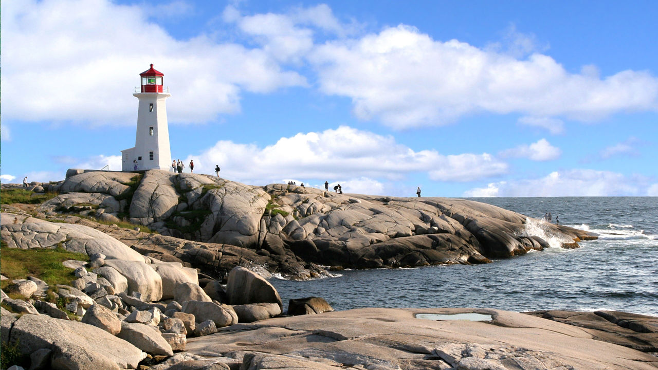 peggys cove lighthouse halifax canada 2560x1440
