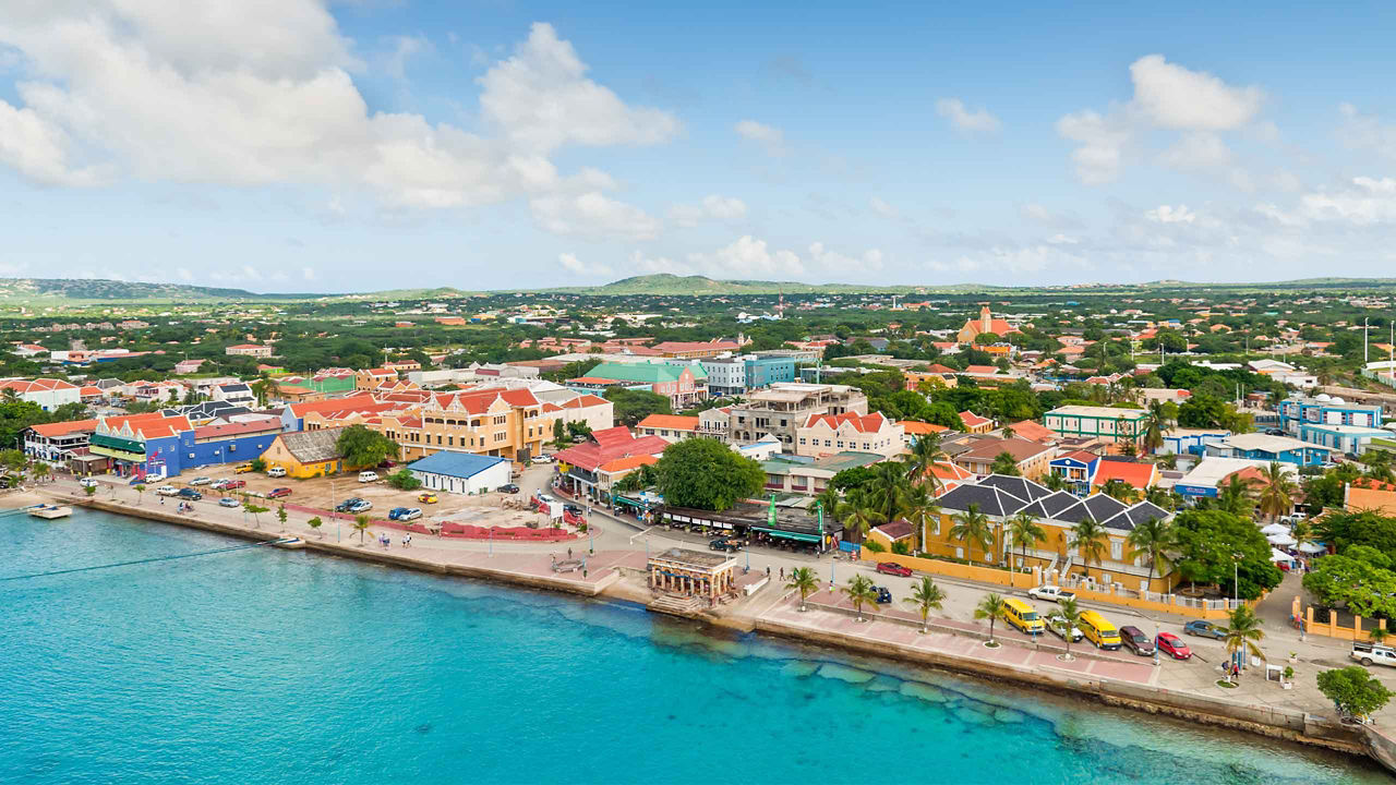 kralendijk bonaire aerial view 2560x1440