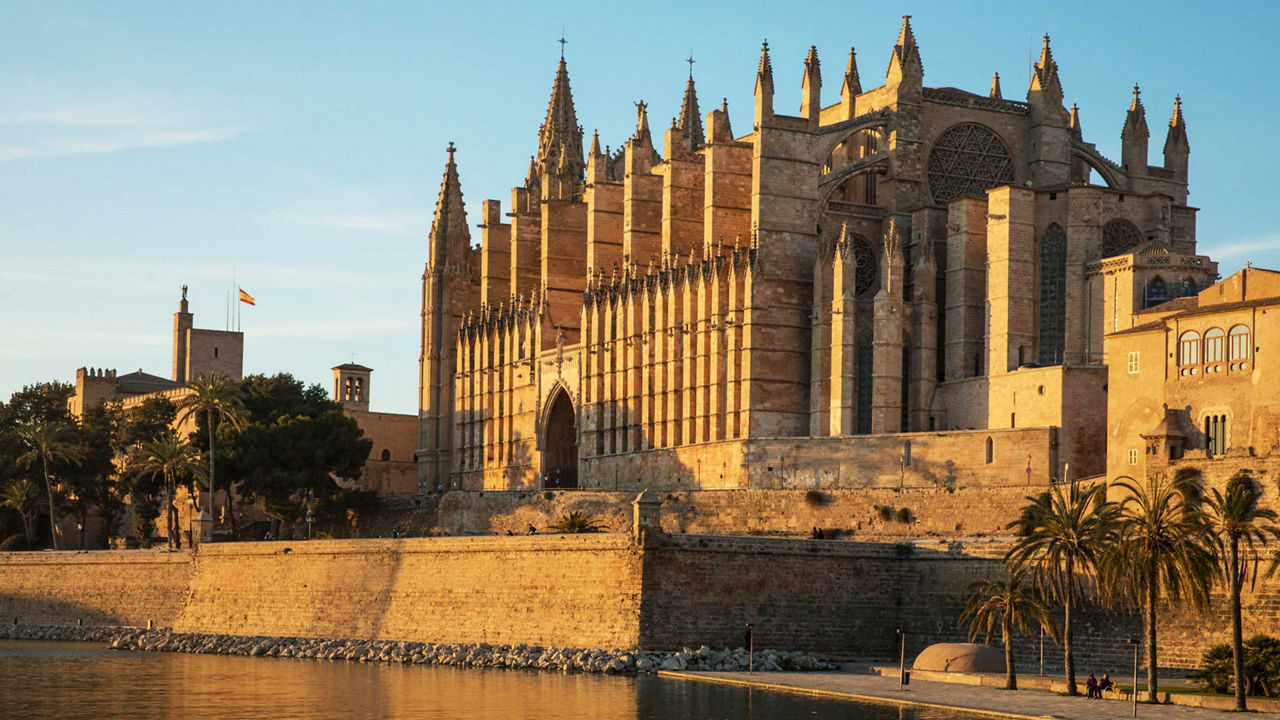 la seu cathedral palma de mallorca spain 3840x2160