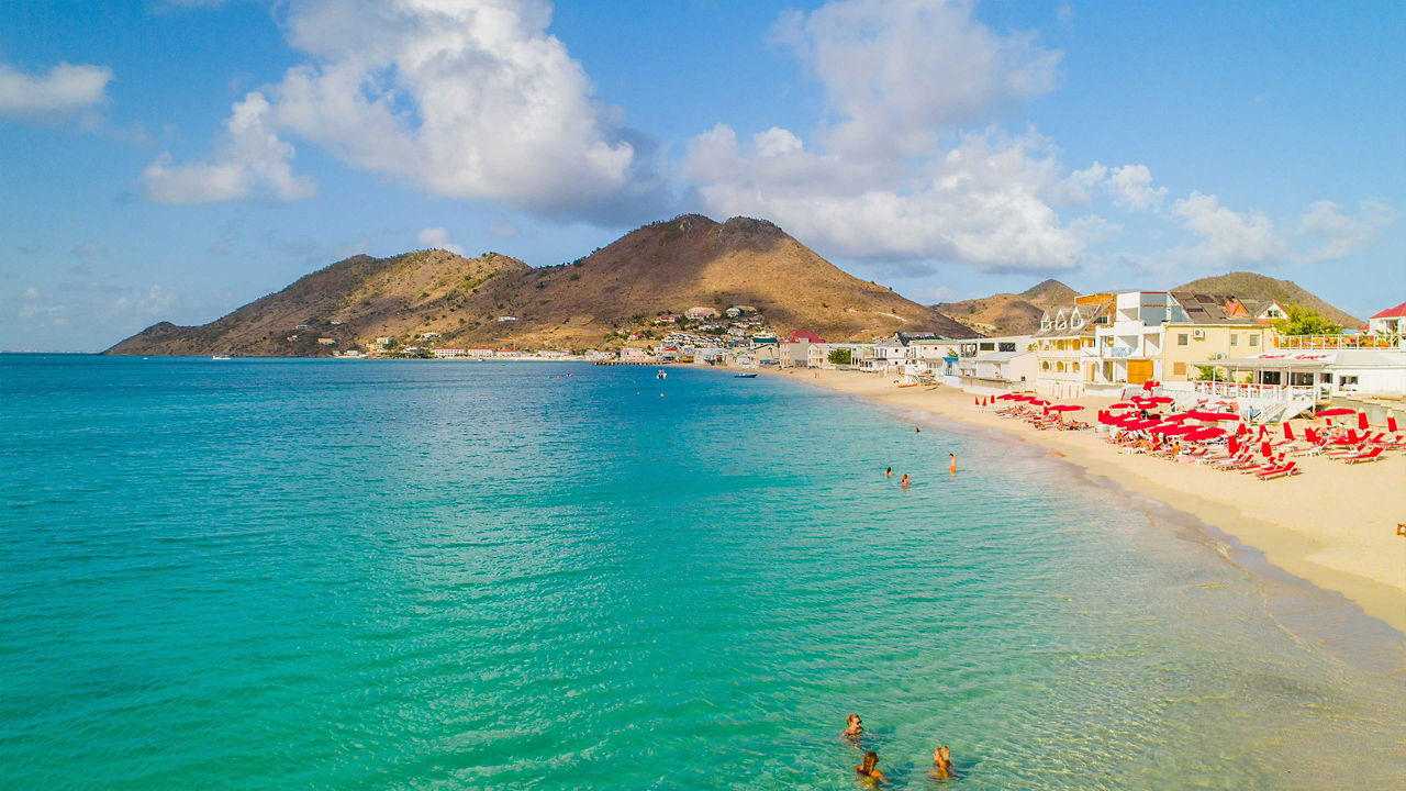 beach in philipsburg st maarten 2560x1440