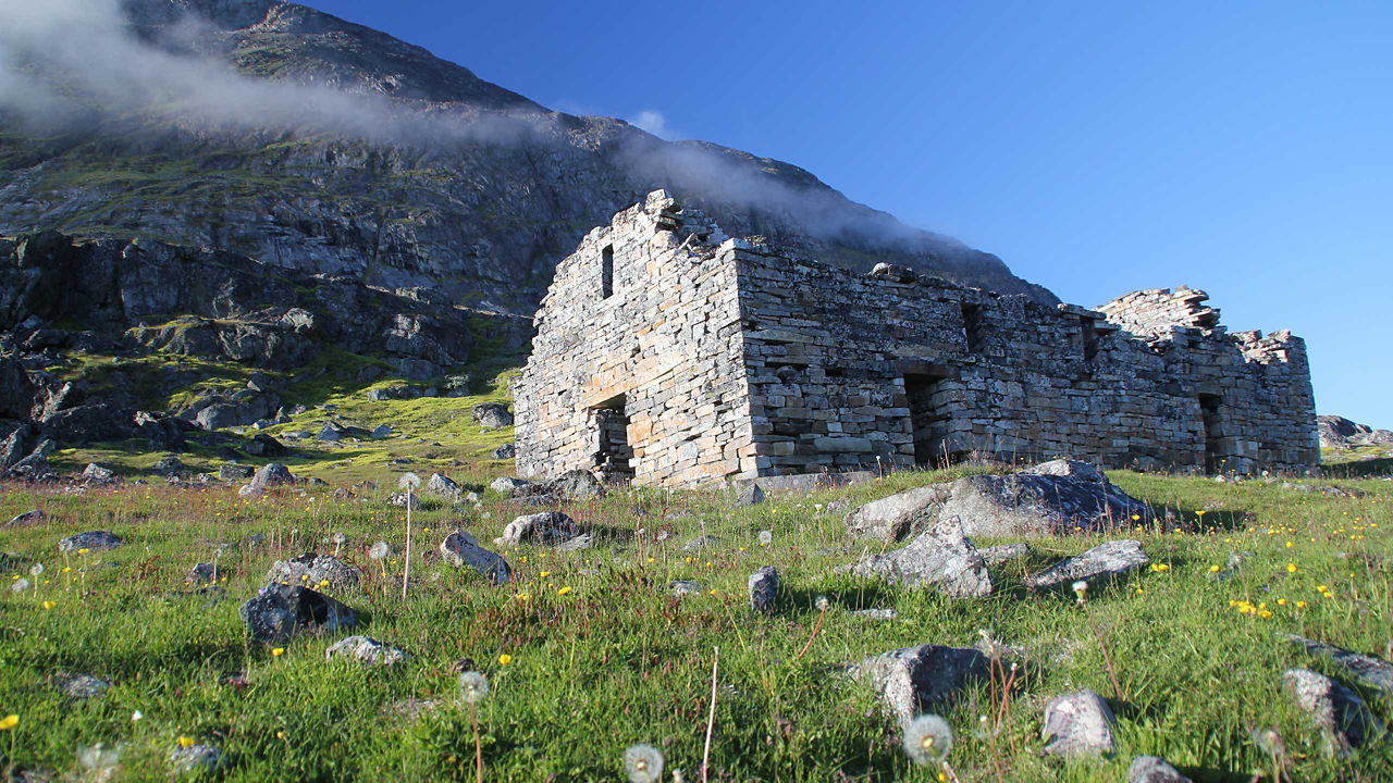 norse ruins qaqortoq greenland 2560x1440