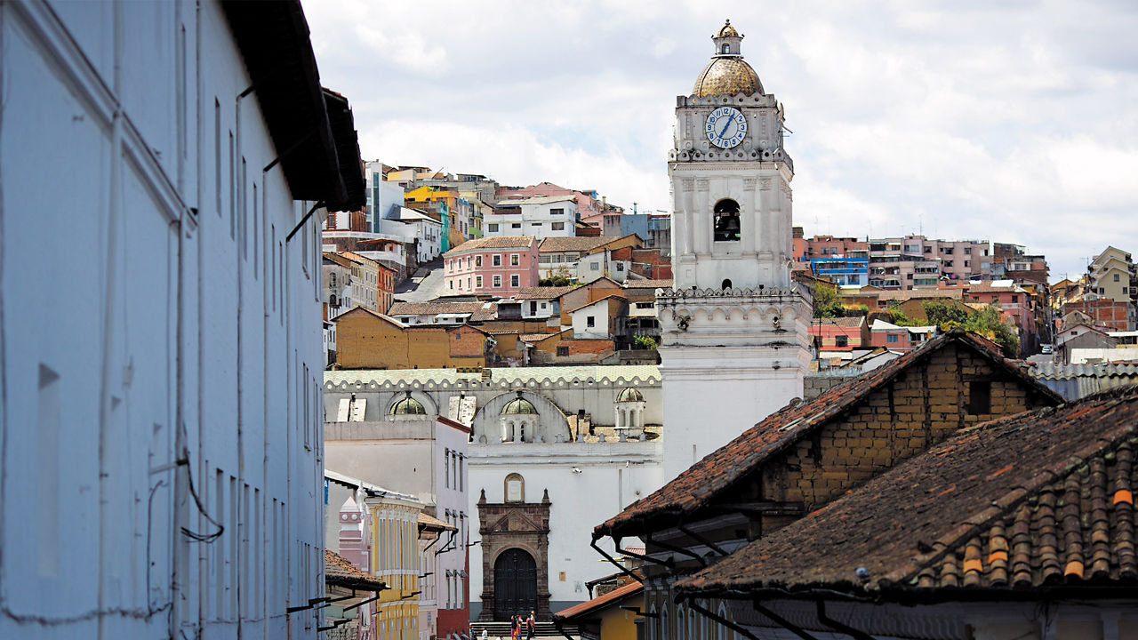 ecuador quito 2560x1440