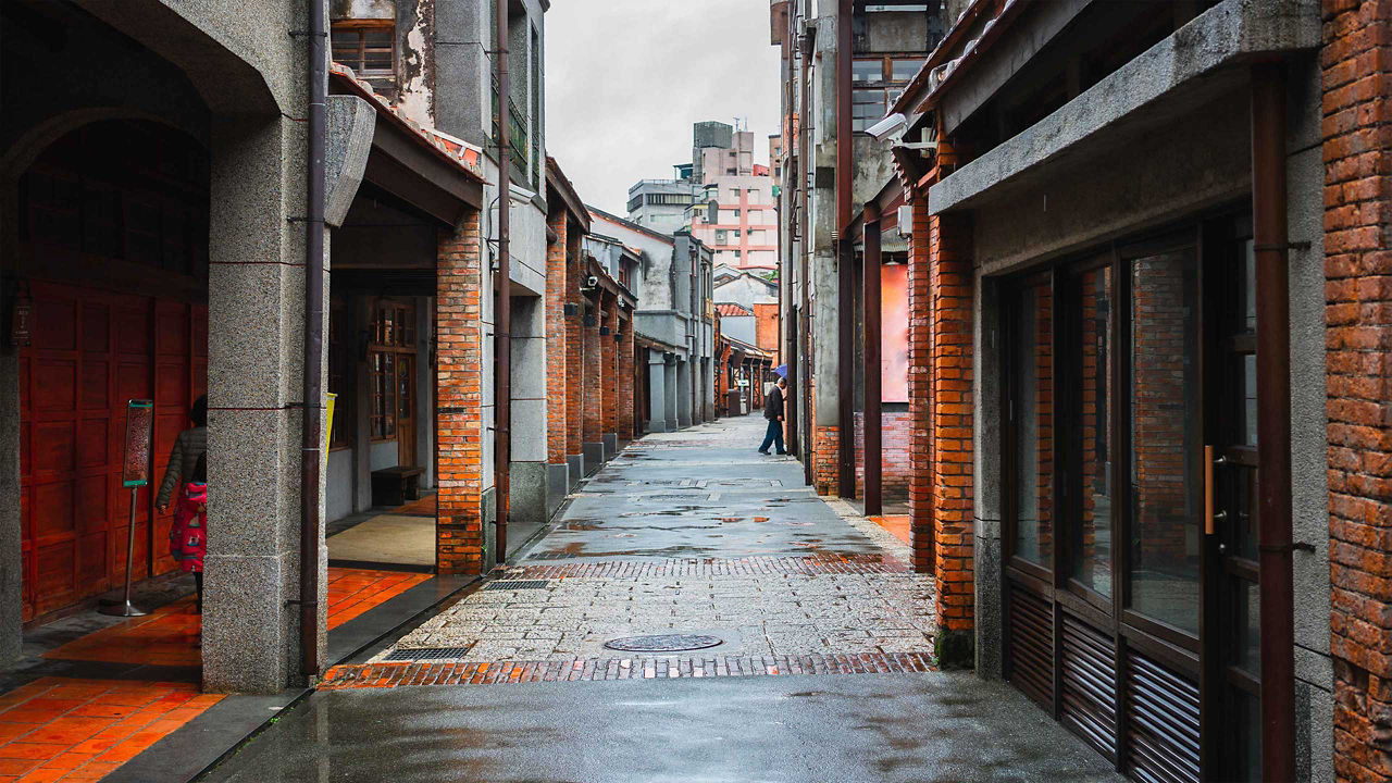 bopiliao street taiwan 2560x1440