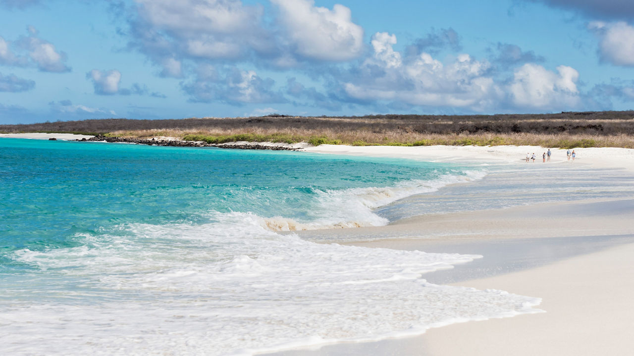 gardner bay espanola galapagos 2