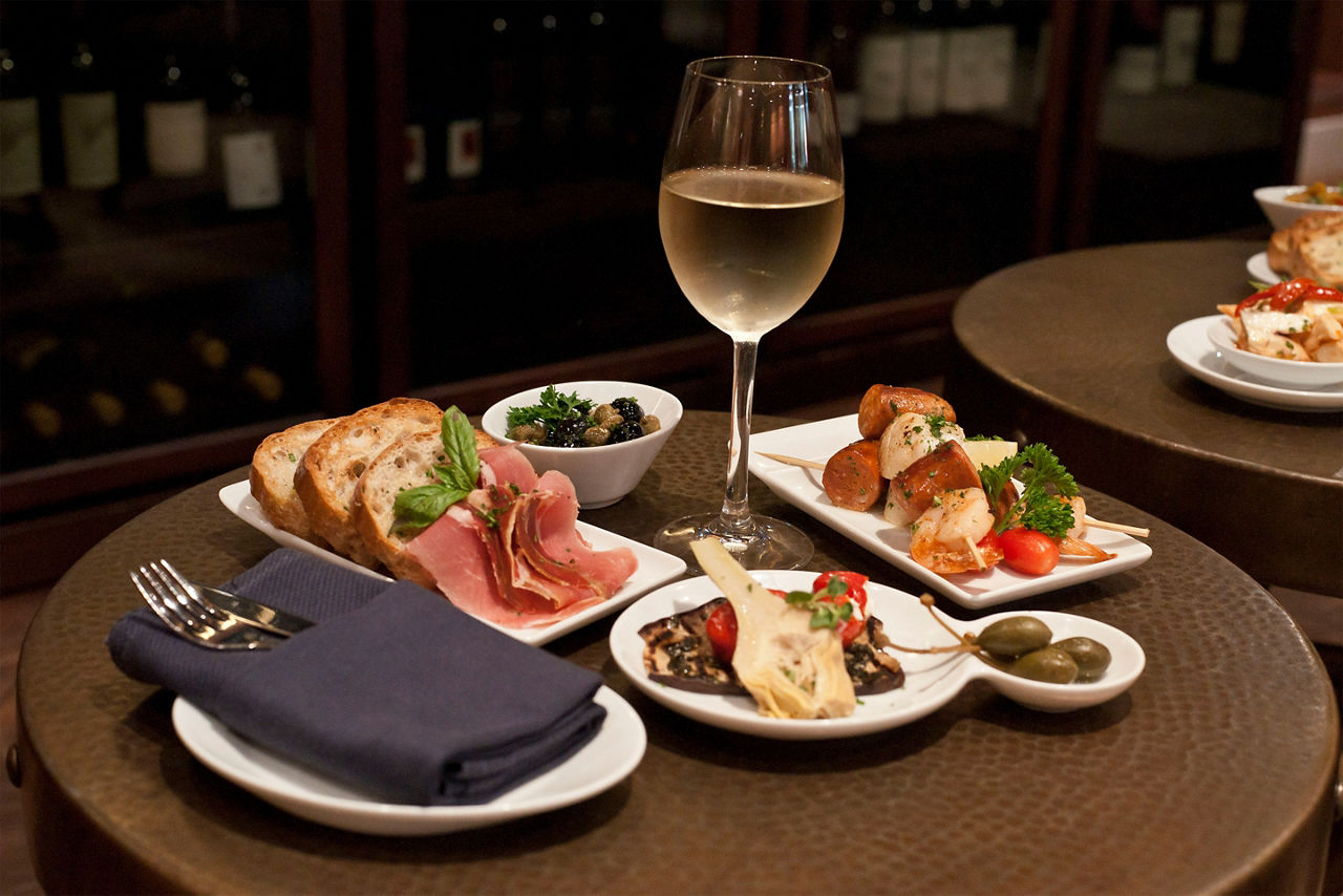 Vintages Small Bites with Chardonnay 