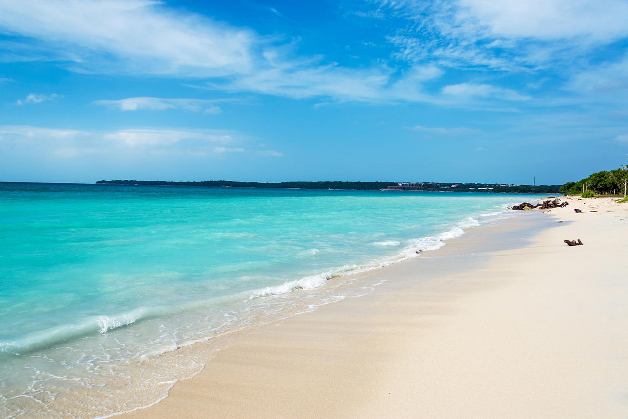 Beautiful turquoise water at Playa Blanca near Cartagena, Colombia