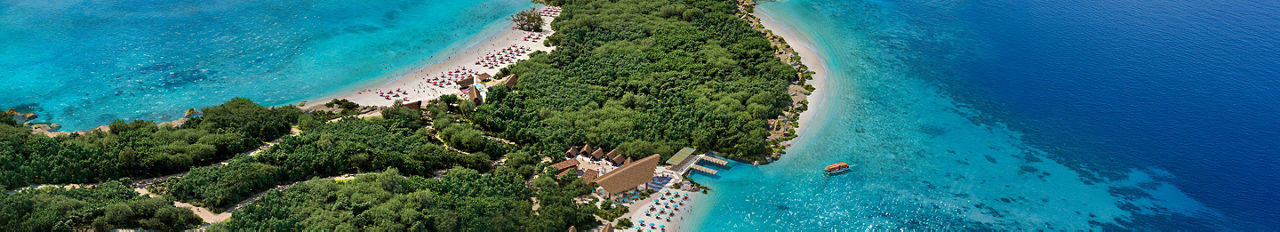 Royal Beach Club Lelepa Aerial with Anthem of the Seas Render. 