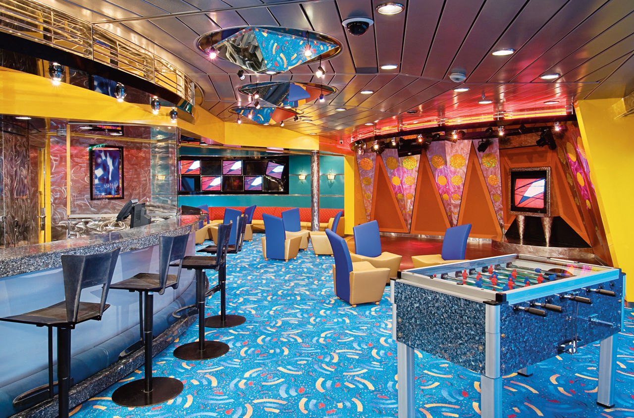 Enchantment of the Seas Fuel Disco Venue