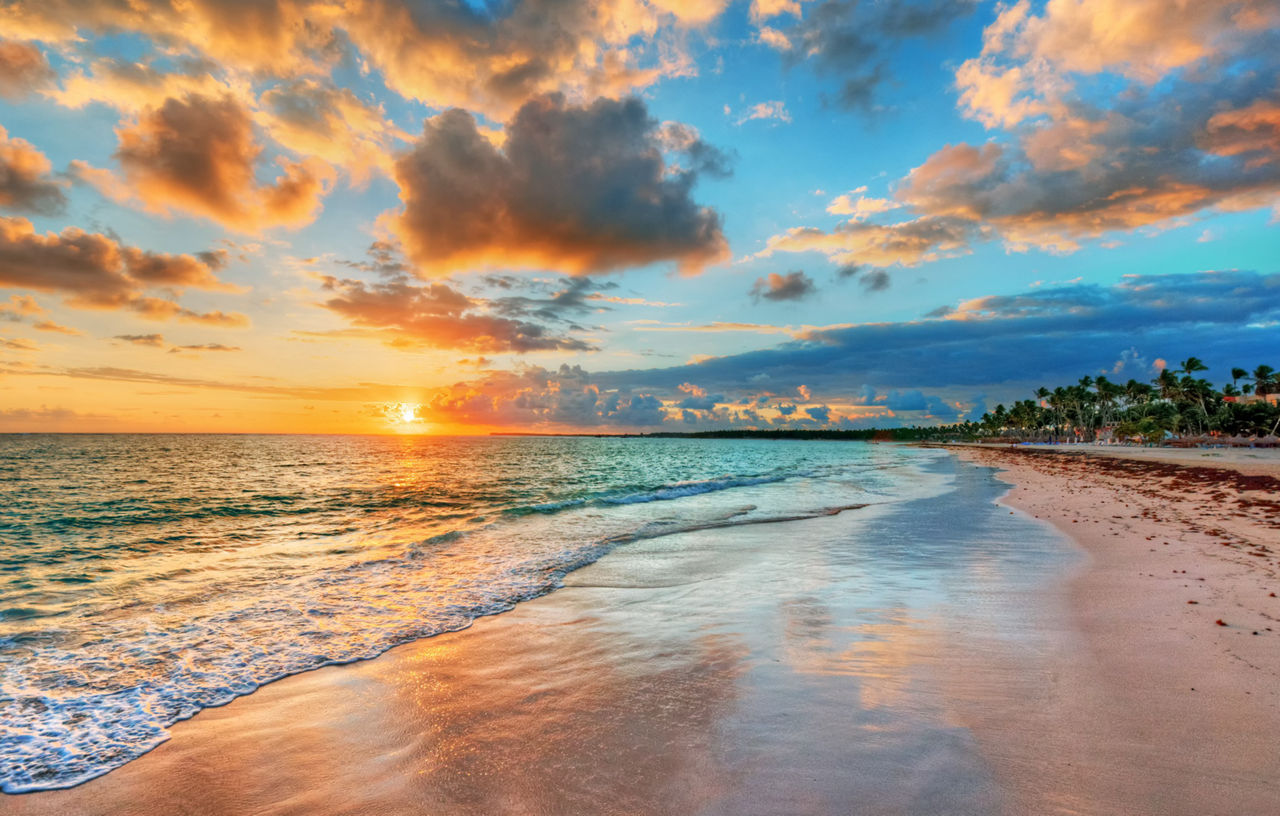 Grand Cayman, Mexico & Bahamas  - Image 1