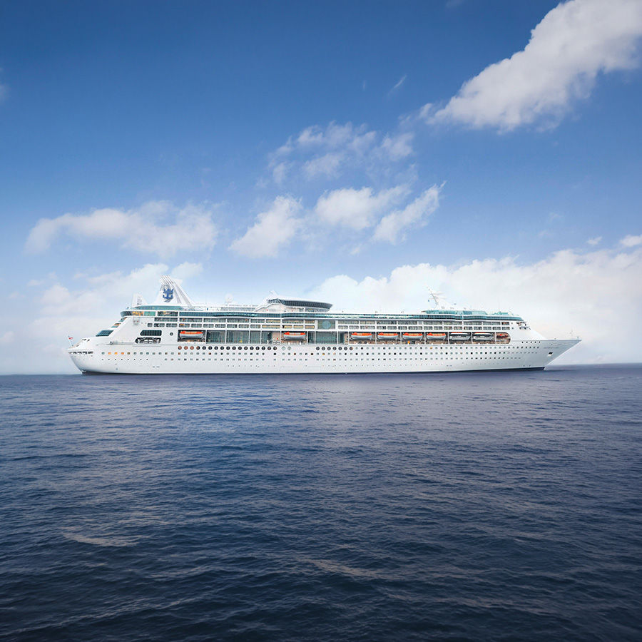 Grandeur of the Seas Sailing