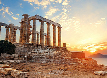 Cruceros saliendo de Atenas, Grecia
