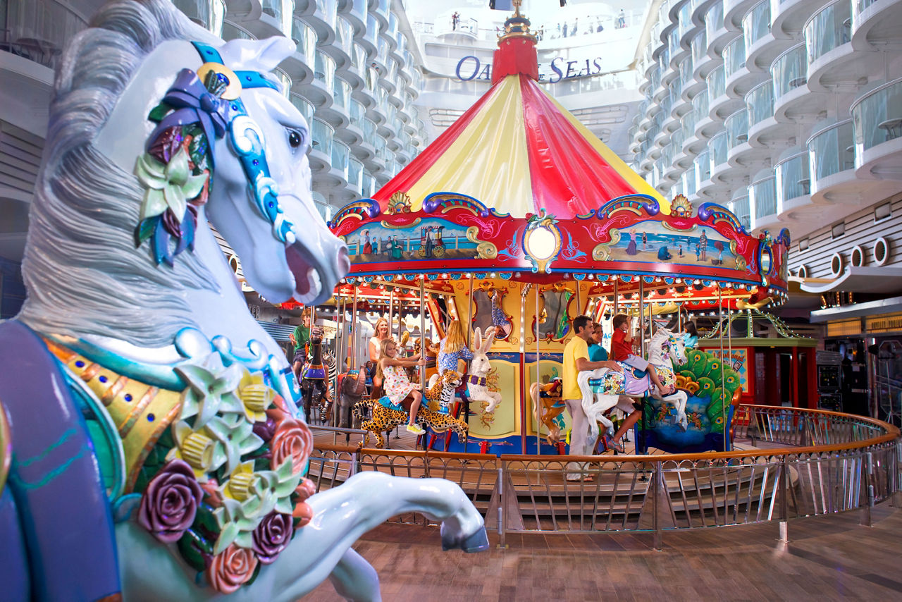 Oasis Class, Oasis of the Seas, Families Enjoying a Carousel Ride