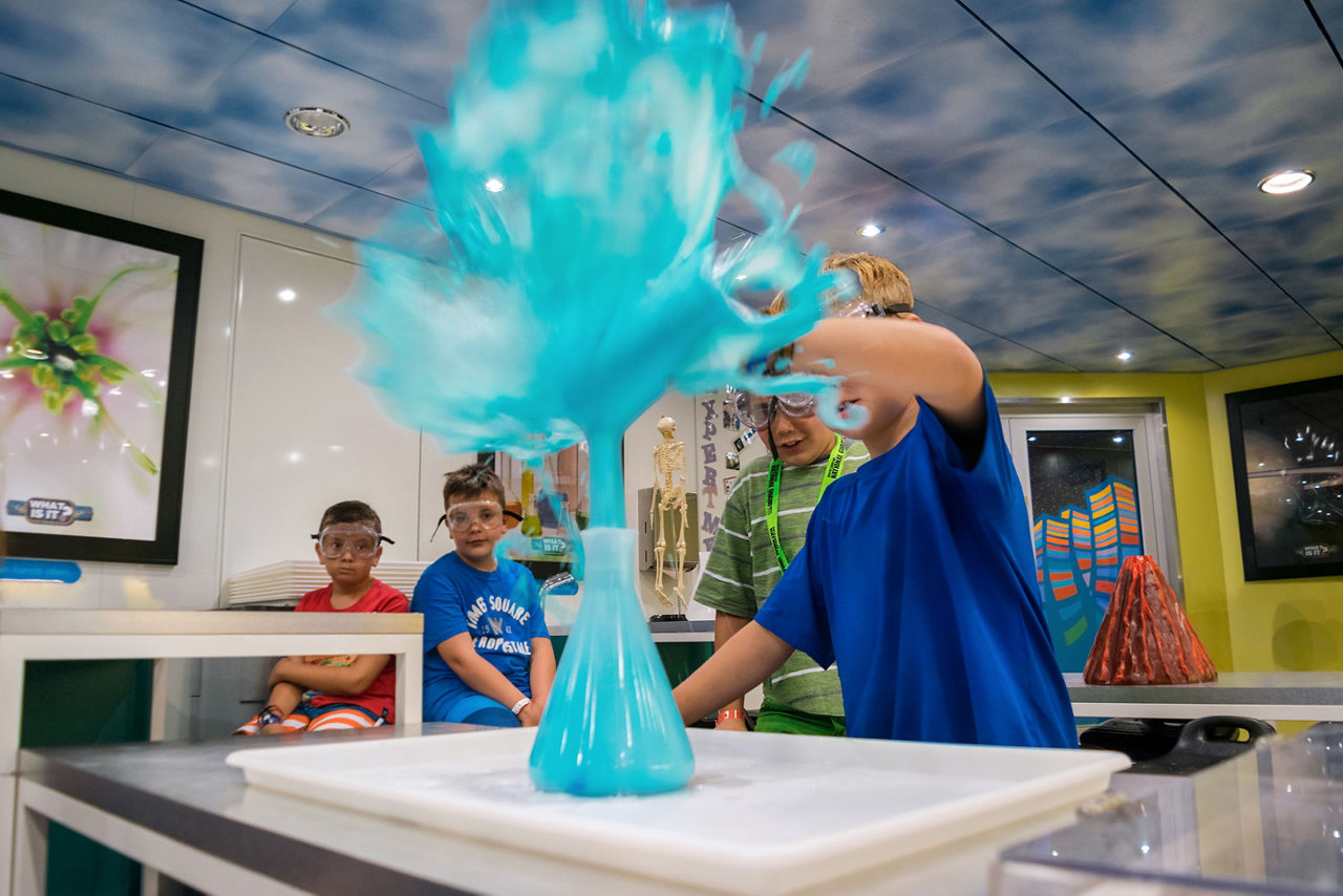 adventure ocean science lab kid experiment activity 2880 1920