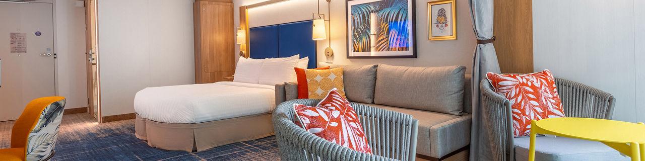 Spacious Infinite Central Park View Balcony