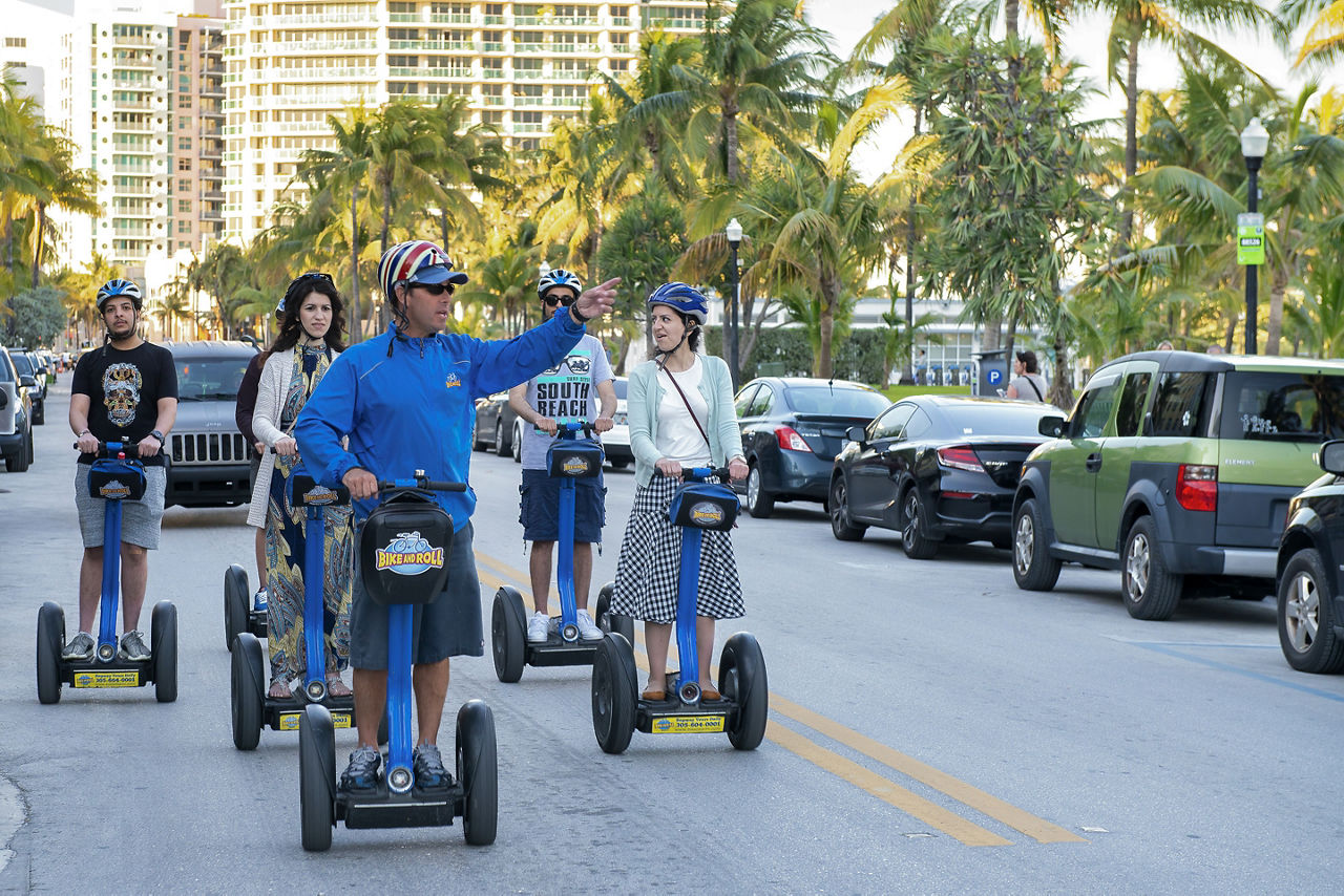  City sightseeing with segway
