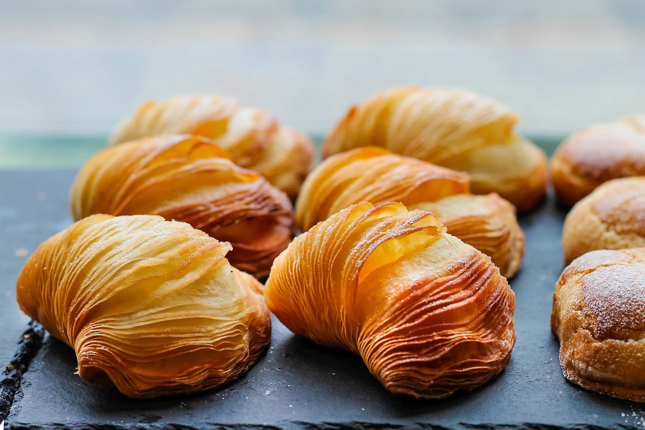 Crispy sfogliatelle in typical Neapolitan pastry