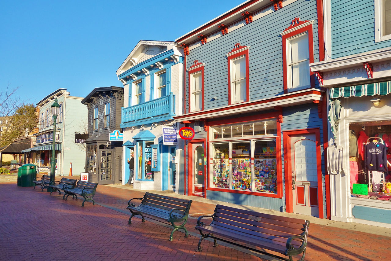 View of the Washington Street Mall, a pedestrian shopping area in downtown Cape May