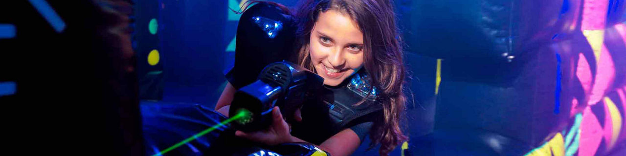laser tag girl aiming laser playing hero 1920 480